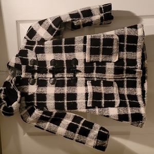Girls Madden Girl black and white check pea coat size 6 zipper and buttons
